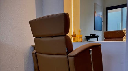 Elegant salon chair in Hairkunst Hijabis Luxe, Bandar Baru Bangi, Selangor, MY.