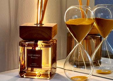 Elegant aromatherapy diffuser with an hourglass at Hairkunst Hijabis Luxe, Bandar Baru Bangi, Selangor, MY.