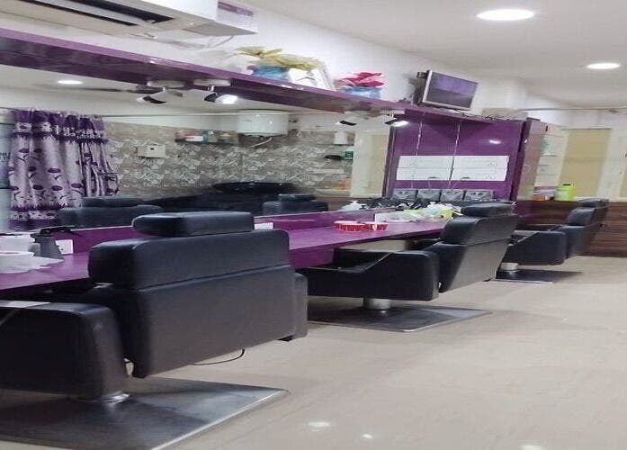 AHORA LUX salon interior featuring modern chairs and decor in Ludhiana, Punjab, IN.