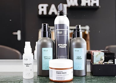 Producten bij Mixt Haarsalon in Haarlem, Noord-holland, NL voor ultieme haarverzorging.