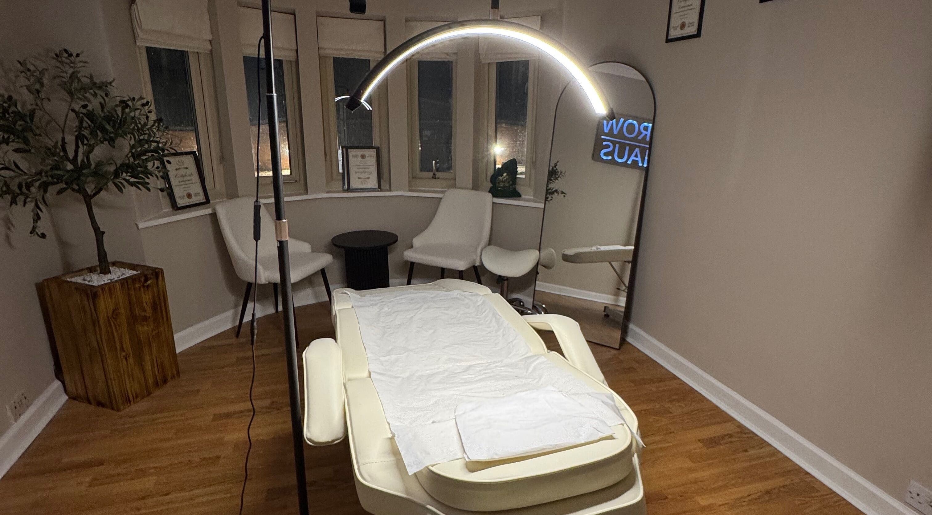 Relaxing treatment room at Brow Haus in Bawtry, England, GB, featuring a modern setup and calming atmosphere.