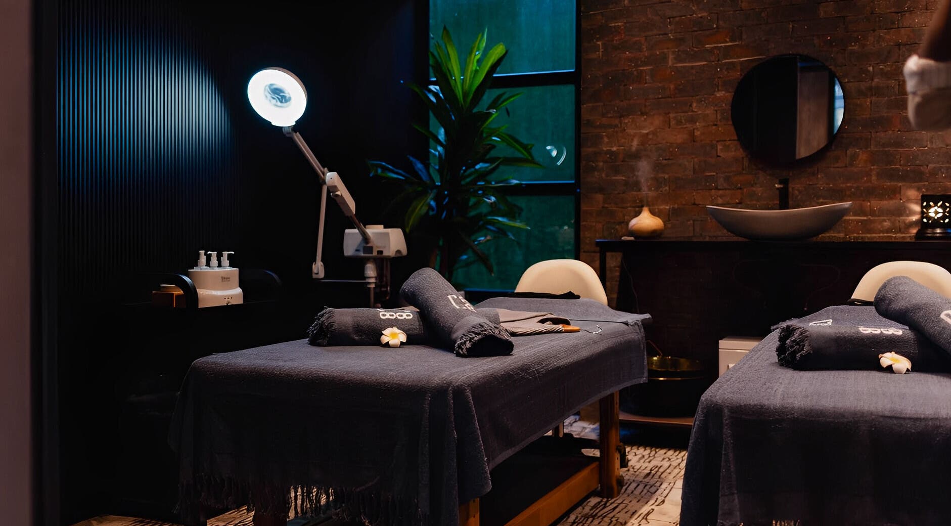 Tranquil massage room at The Spa at Cargo 88, Lusaka, Lusaka Province, ZM, featuring relaxing ambiance.