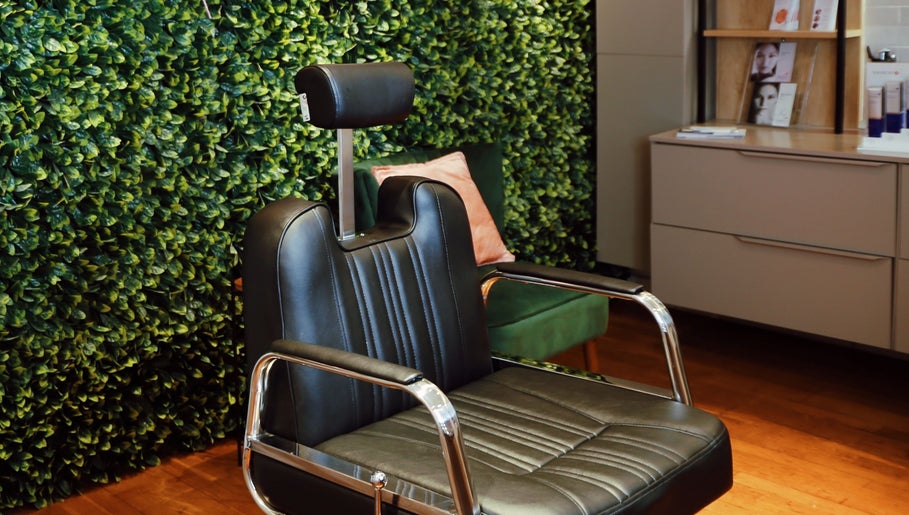 Luxurious treatment chair at Antonia Formosa Skin Therapist in St Julian's, MT accentuates their serene space.