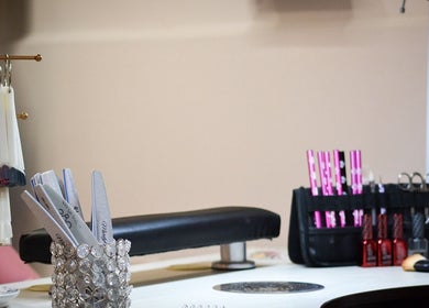 Professzionális eszközök manikűrhöz Pesti Díva Szépségszalonban, Budapest, Magyar, HU.