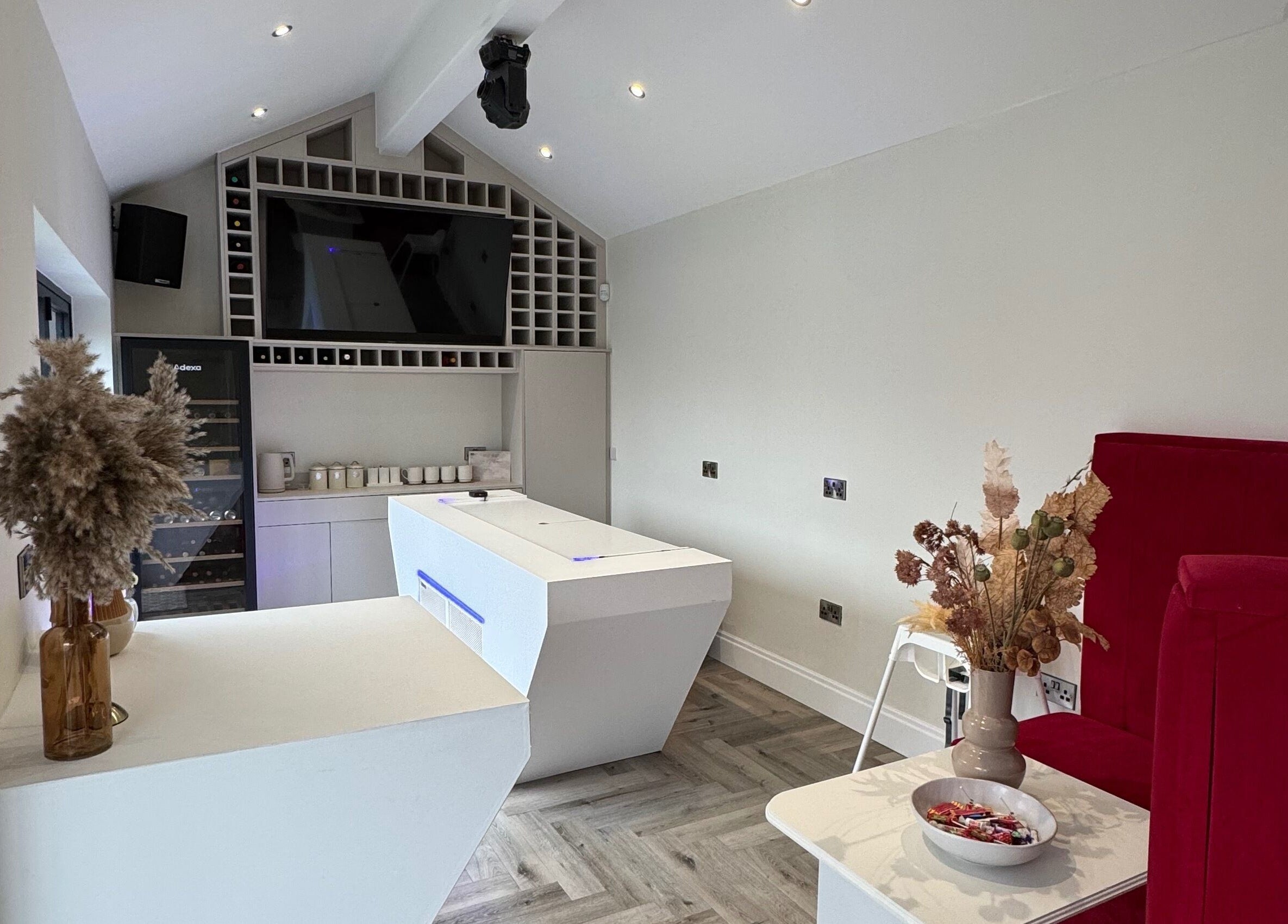 Interior of Polished By Poppy in Unsworth, England, GB featuring a modern reception area with elegant decor.
