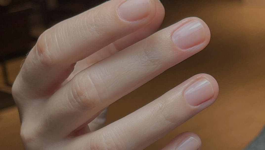 Unghii îngrijite la Nailtreat, București, București, RO, exemplu de manichiură elegantă.