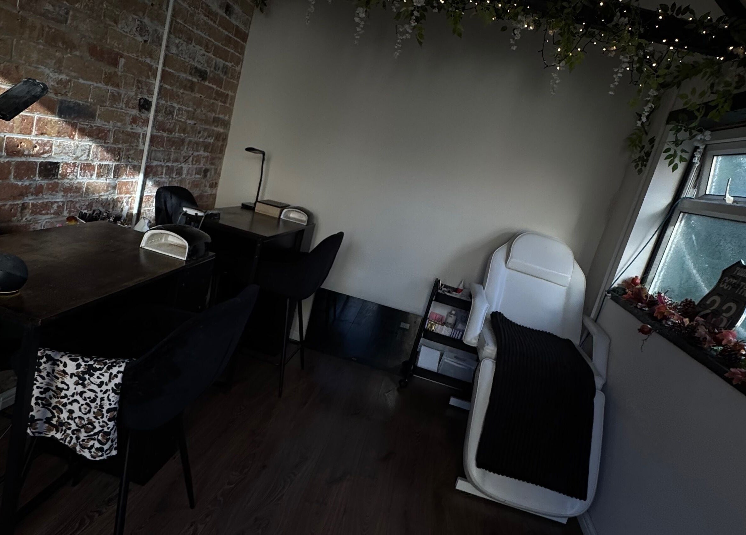 Inviting beauty nook at Lubello’s, Scunthorpe, England, GB with elegant decor and ambient lighting.