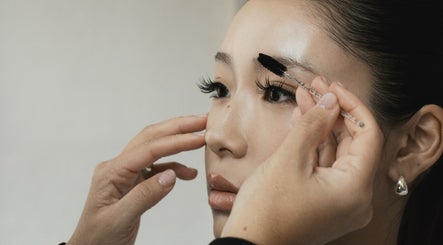 Professionel øjenbrynstyling på SCOOP LASH STUDIO (ÅBNER 1 .NOV) i København, Denmark, DK.
