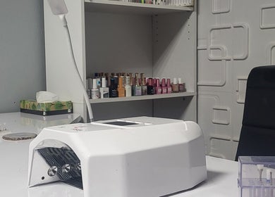 Claws by Dee nail station setup with polish selection, Cabo Rojo, PR.