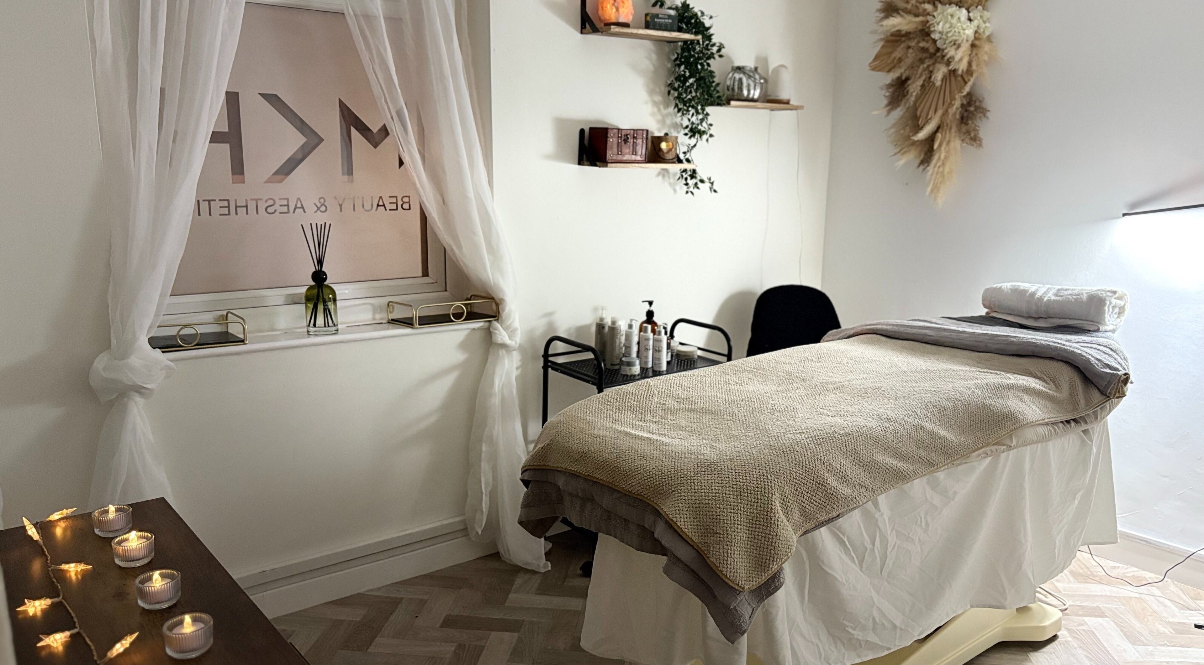 Relaxing treatment room at The Pamper Room at Hair Aesthetic Club, Dudley, England, GB.