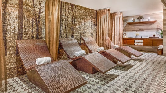 Luvé Skin and Body SPA
