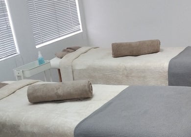 Relaxing treatment room at Clarify Wellness Spa, Johannesburg, Gauteng, ZA for ultimate relaxation.