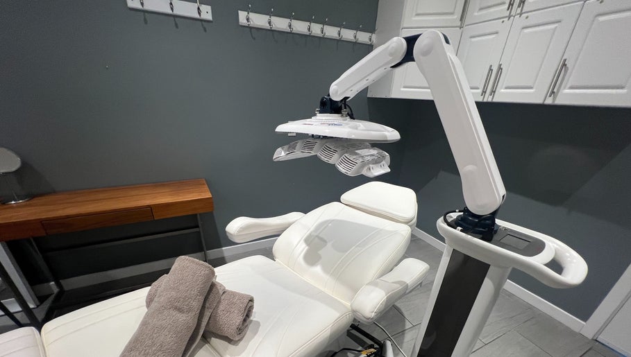 State-of-the-art treatment chair at YOSHIDA BEAUTY CLINIC in Vancouver, British Columbia, CA.
