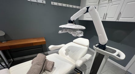 State-of-the-art treatment chair at YOSHIDA BEAUTY CLINIC in Vancouver, British Columbia, CA.