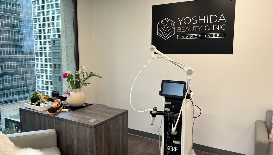 Sleek interior of YOSHIDA BEAUTY CLINIC 【Downtown Location】, Vancouver, BC, CA, featuring modern equipment.