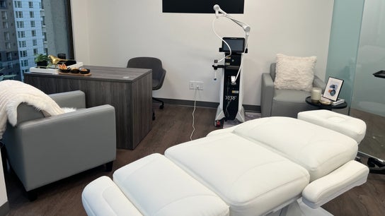 YOSHIDA BEAUTY CLINIC【Downtown Location】