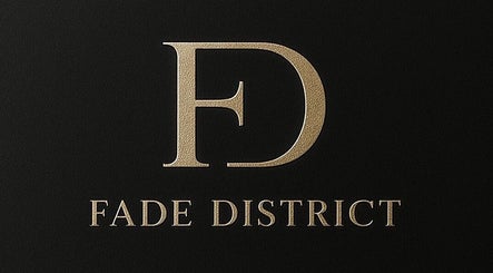 Лого на Fade District, Пловдив, Пловдив, BG в стилен дизайн.