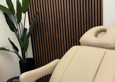 Luxurious treatment chair at The Beauté Lounge Newcastle, Newcastle upon Tyne, England, GB.