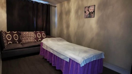 Vera Zhuang - Registered Holistic Practitioner