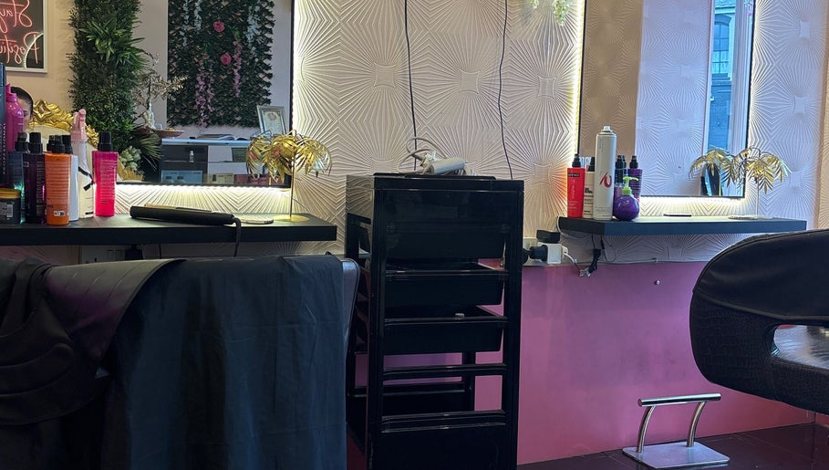 Stylish hairdressing station at Dream Hair&Beauty by Rachel in Spilsby, England, GB.