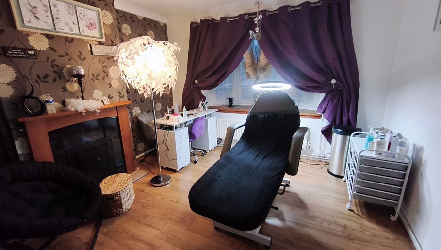Comfortable treatment room at LM Touch, Horley, England, GB, with cozy decor and a relaxing ambiance.