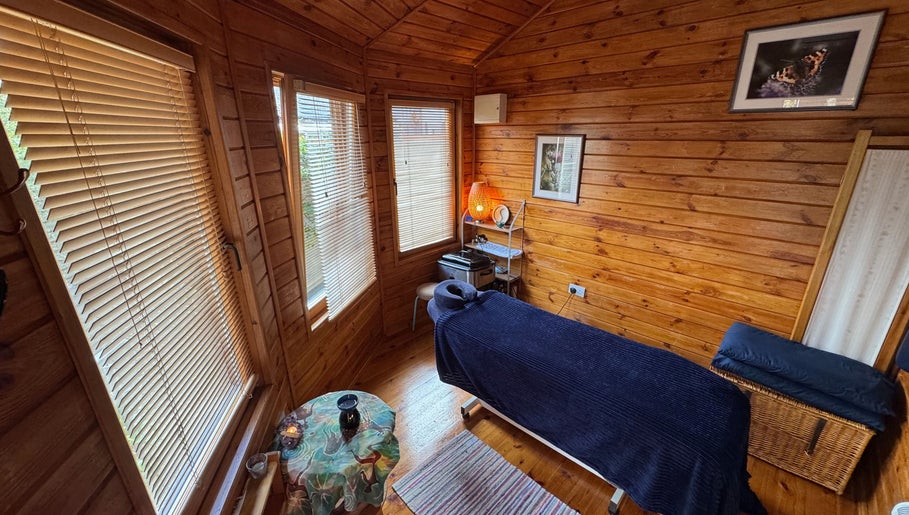 Peaceful massage room at Listening Fields Holistic Massage in Dublin City Centre offering a calming retreat.