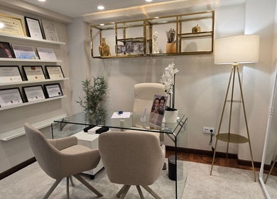 Interior elegante de escritório em La Santé Estética Avançada, Vila Nova De Famalicão, Braga, PT.