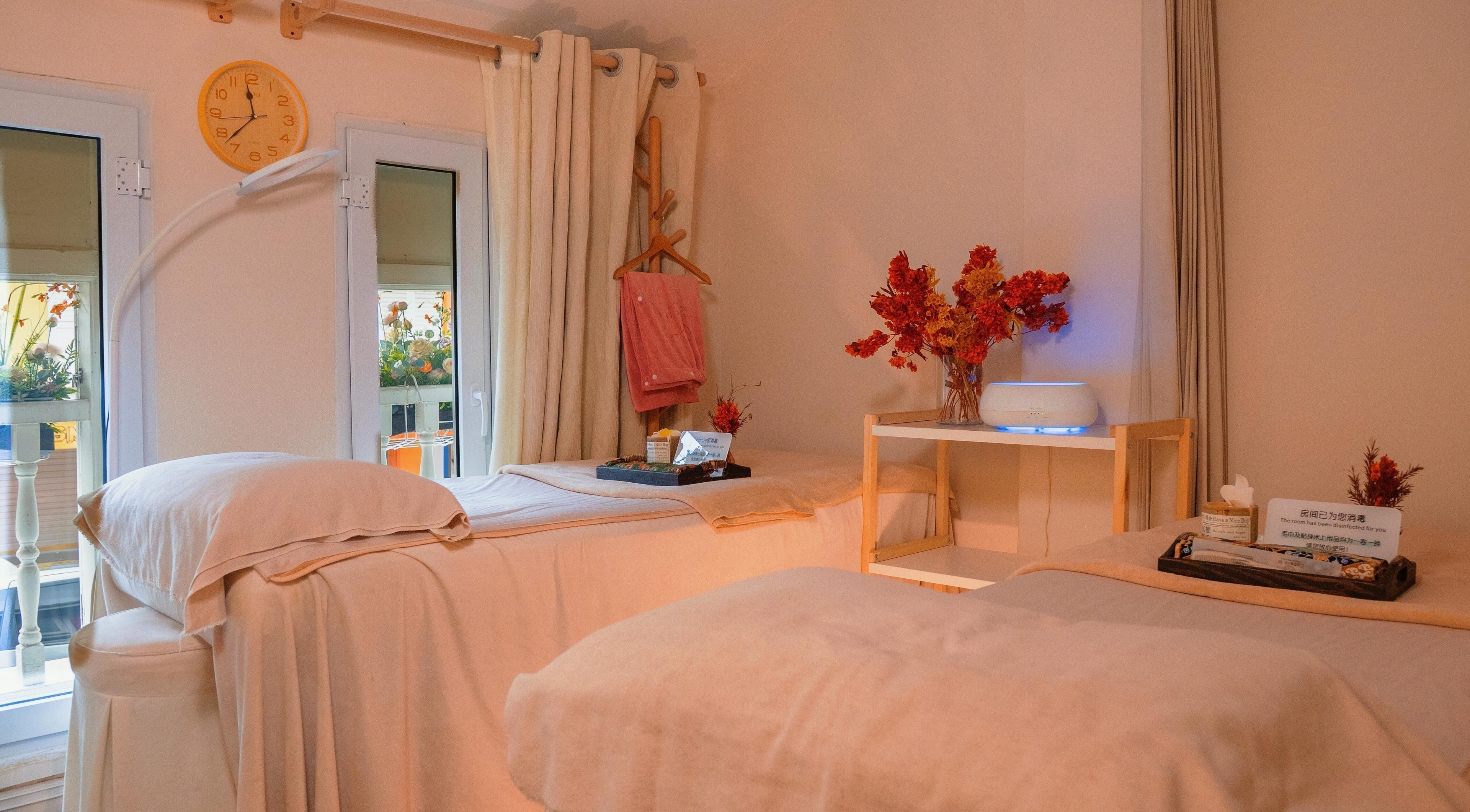 Relaxing massage room at Caballe.M Organic Skin Spa - Toa Payoh in Singapore, Singapore, SG with calming decor.