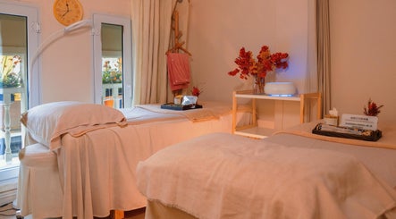 Relaxing spa treatment room at Caballe.M Organic Skin Spa - Bugis in Singapore, Singapore, SG with cozy beds.