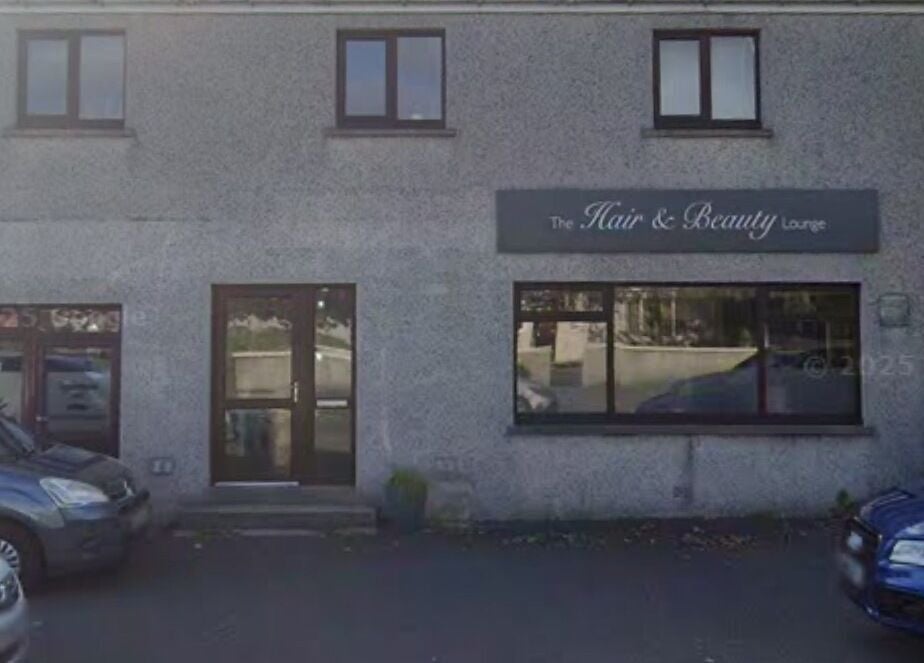 Exterior view of Èlan by Ruby, a beauty lounge in Stornoway, Scotland, GB.
