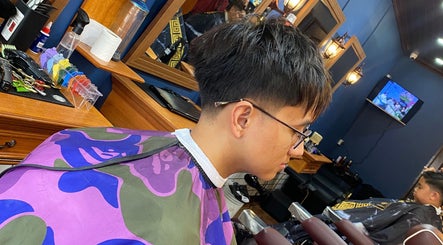 Client receiving a stylish haircut at Blvckshears Home Service Barber in Marikina, Metro Manila, PH.