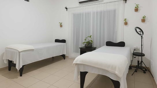 Mua Beauty Clinic