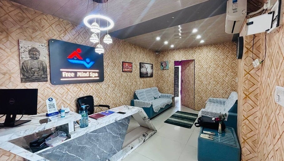 Reception area of Free Mind Spa in Jp Nagar, Karnataka, IN featuring modern décor and a serene ambiance.