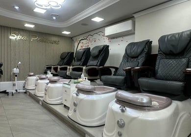 Luxurious pedicure chairs at Usa Nails (Basingstoke), Basingstoke, England, GB, offering top beauty services.