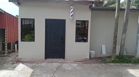Front view of Mesha’s Hair Studio💗 located in San Fernando, San Fernando City Corporation, TT.