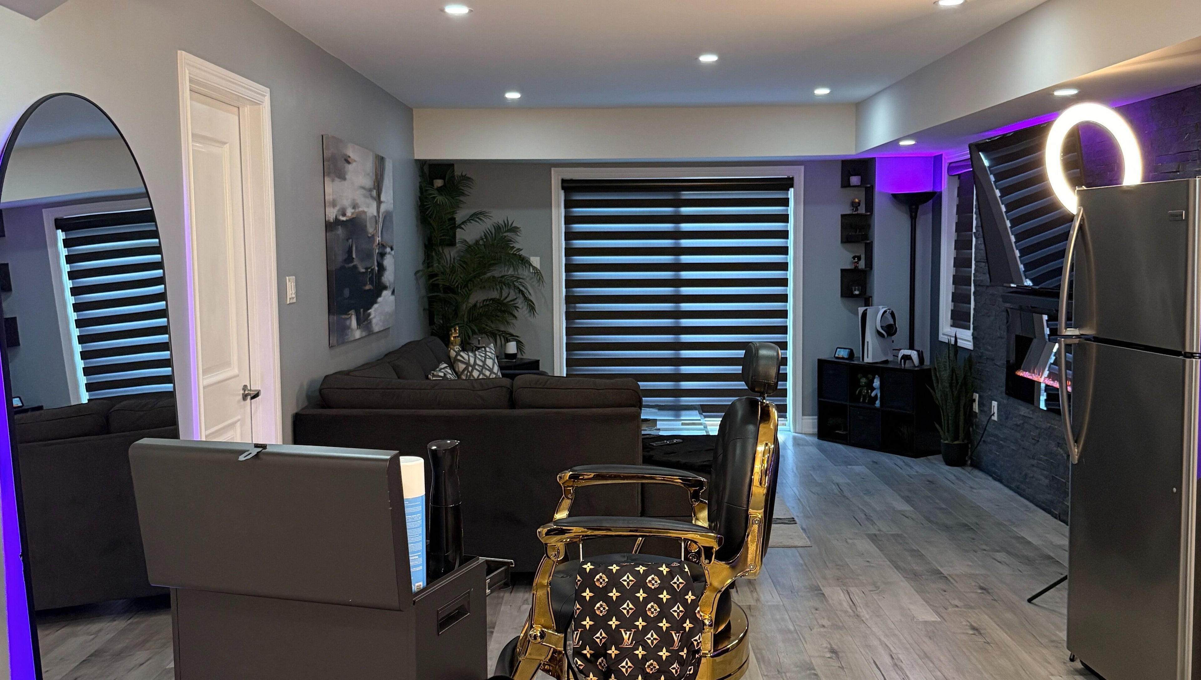 Elegant interior of Blends by DAZE in Brampton, Ontario, CA featuring luxury seating and ambient lighting.