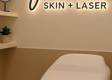 Serene treatment room at NYRELLI Skin + Laser in Toronto, Ontario, CA featuring a comfortable bed and calming decor.