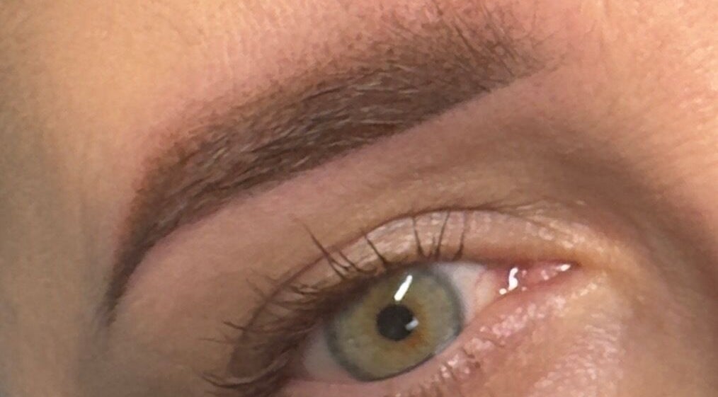 Expertly shaped eyebrow at SABeauty, Southborough, England, GB, showcasing professional beauty care.