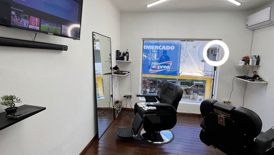 Moderno sillón de barbería en IMCHAIRSTUDIO, Maldonado, Departamento De Maldonado, UY.