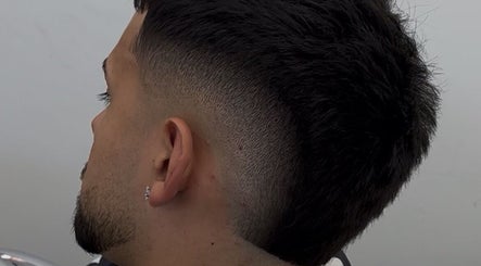 Corte de cabello degradado en IMCHAIRSTUDIO, Maldonado, Departamento De Maldonado, UY.