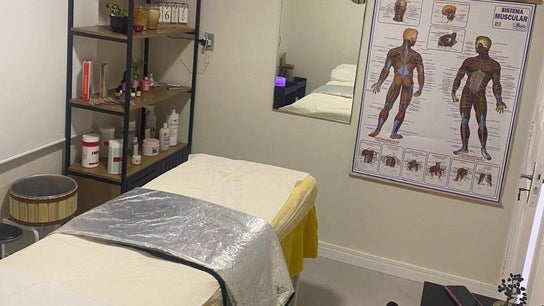 Emilene Souza Massoterapia