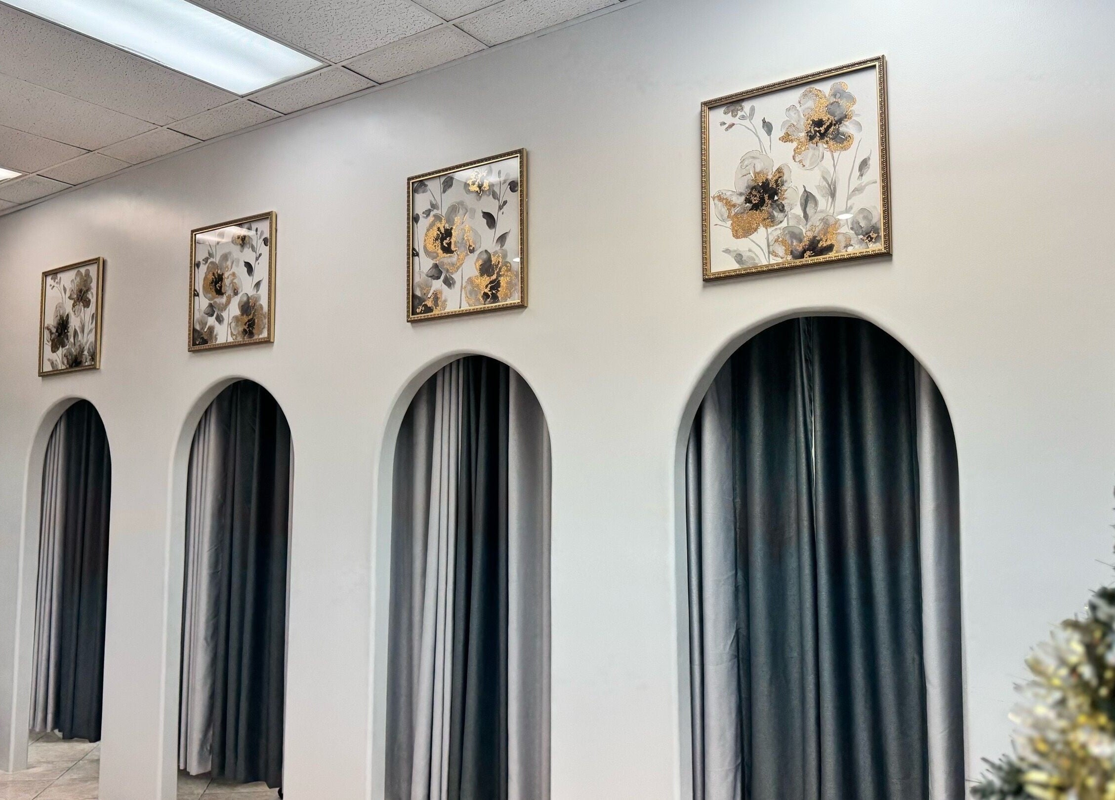Elegant interior arches with floral art at Polished Beauty and Head Spa, Downey, California, US.