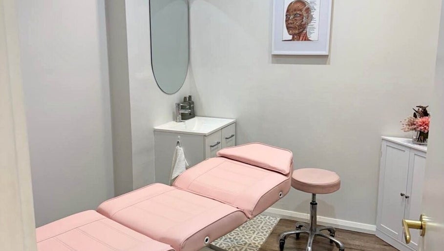 Elegant treatment room at Sydney Lashess by Nicky, Manly, New South Wales, AU. Modern decor with a soothing vibe.