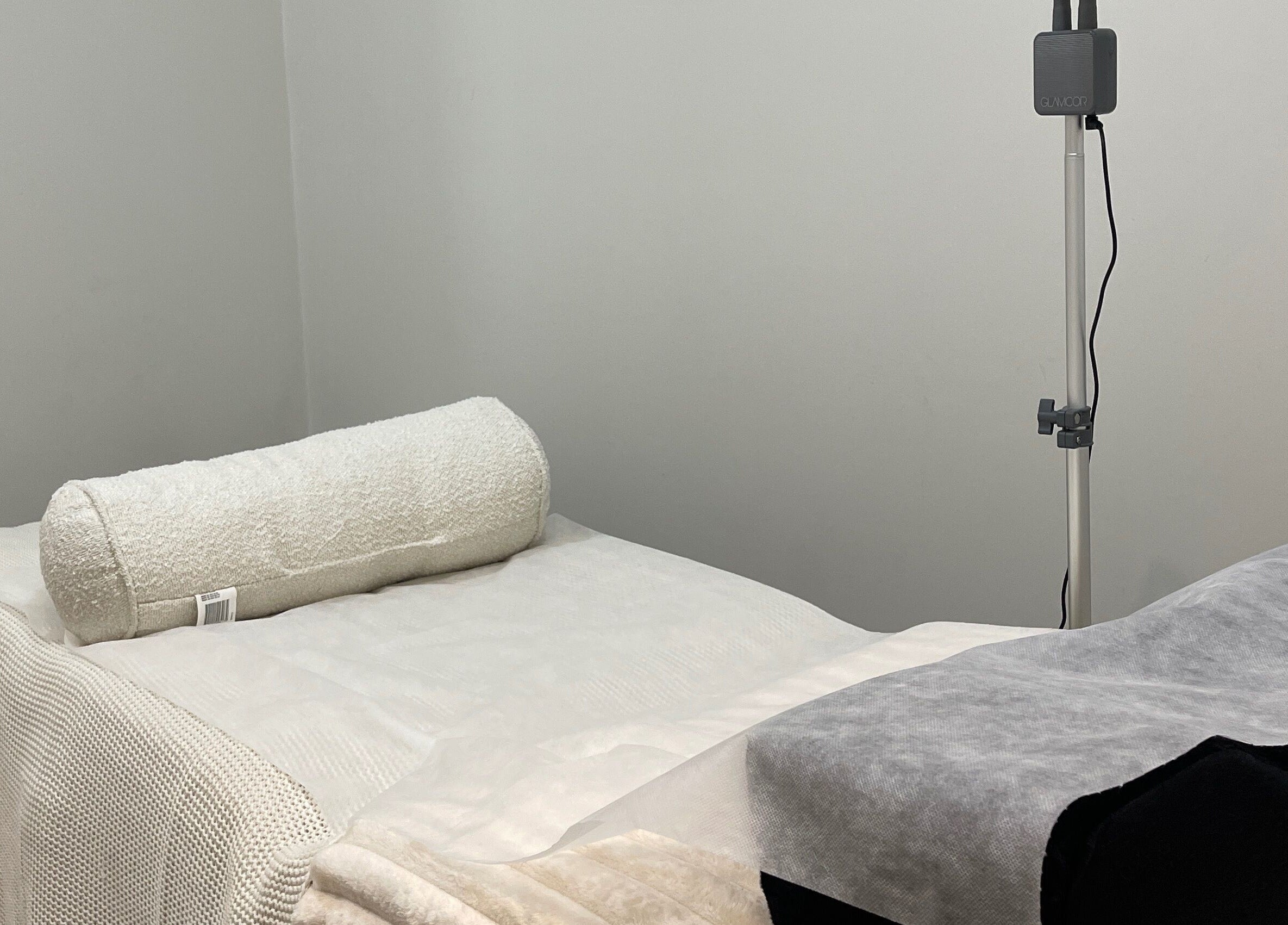 Comfortable treatment bed at Sydney Lashess by Nicky, Manly, New South Wales, AU.