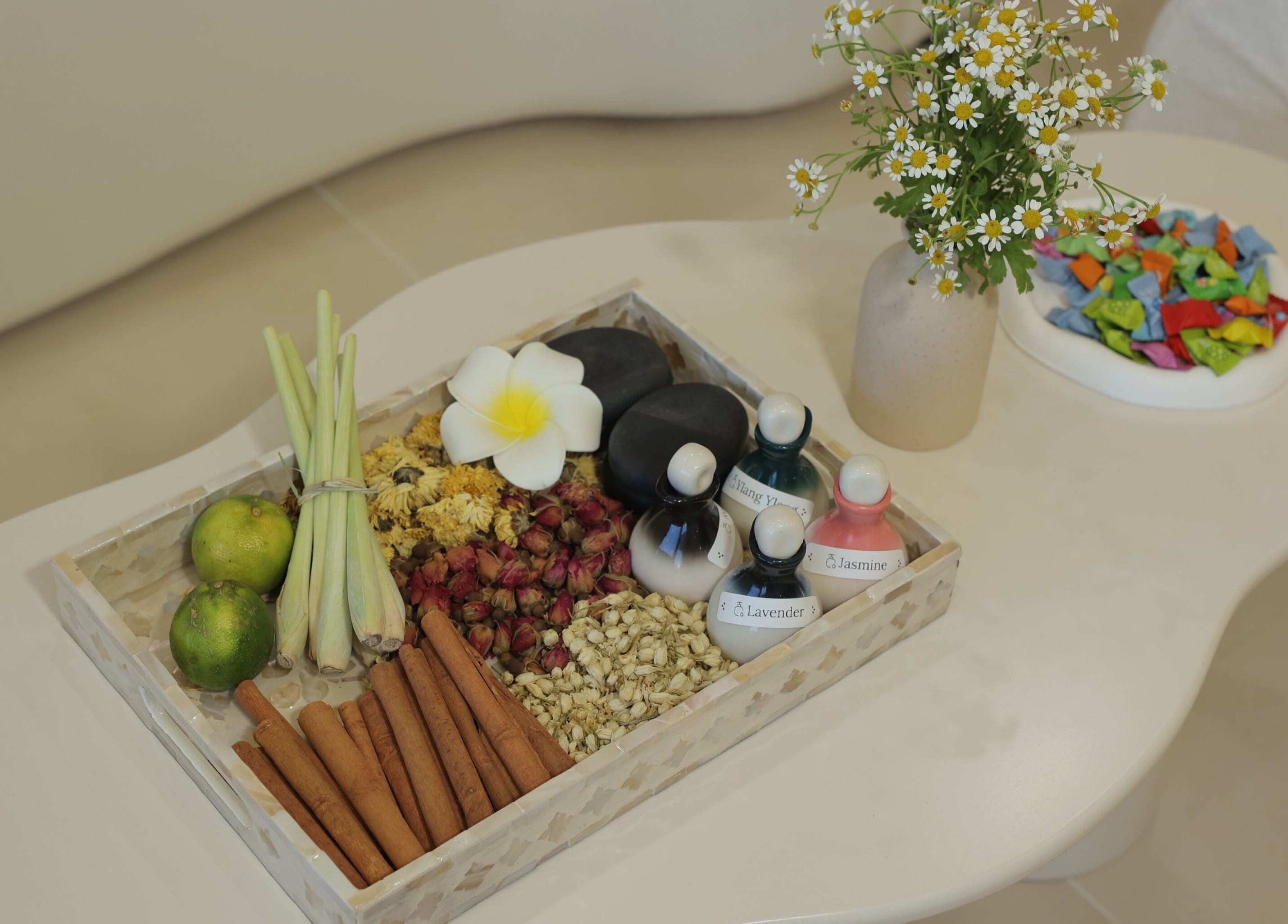 Aromatherapy oils and spices at 레나스파 Léna Spa, Phu Quoc, Kiên Giang, VN, create a serene setting.