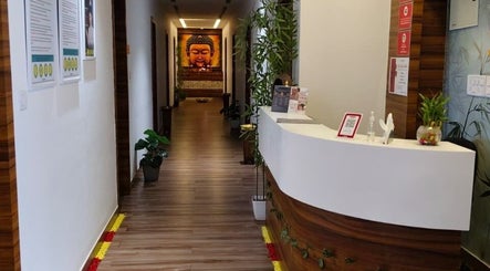 Welcoming reception area at Shaakya Spa & Wellness, Bengaluru, Karnataka, IN with soothing decor.