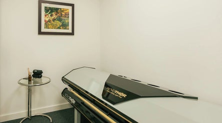 Omnia Lifestyle room in London, England, GB featuring Novothor wellness pod and modern decor.