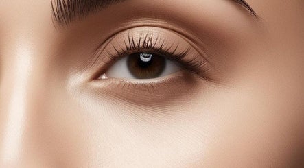 Close-up of a well-groomed eye showcasing beauty services at Studio Lumè, Bengaluru, Karnataka, IN.