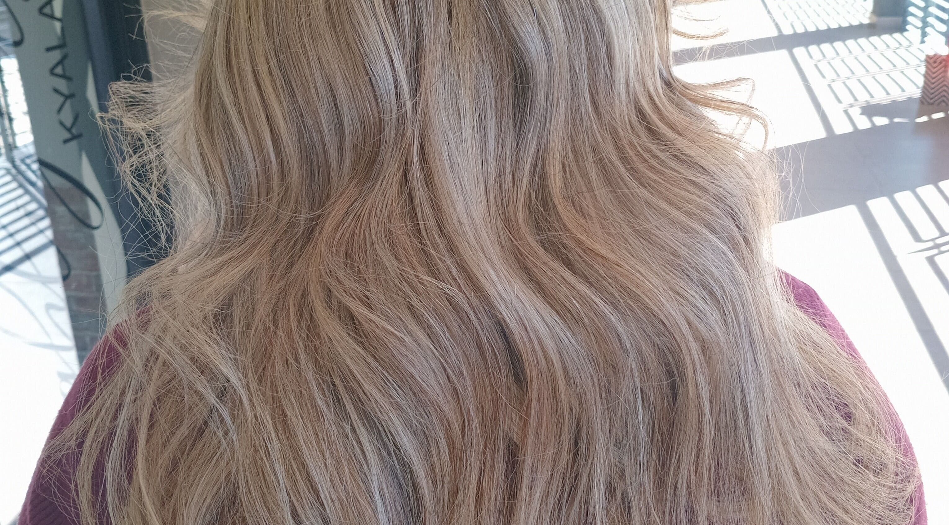Blonde wavy hairstyle from ELEVATION HAIR 93 BY JULZ, Midrand, Gauteng, ZA.