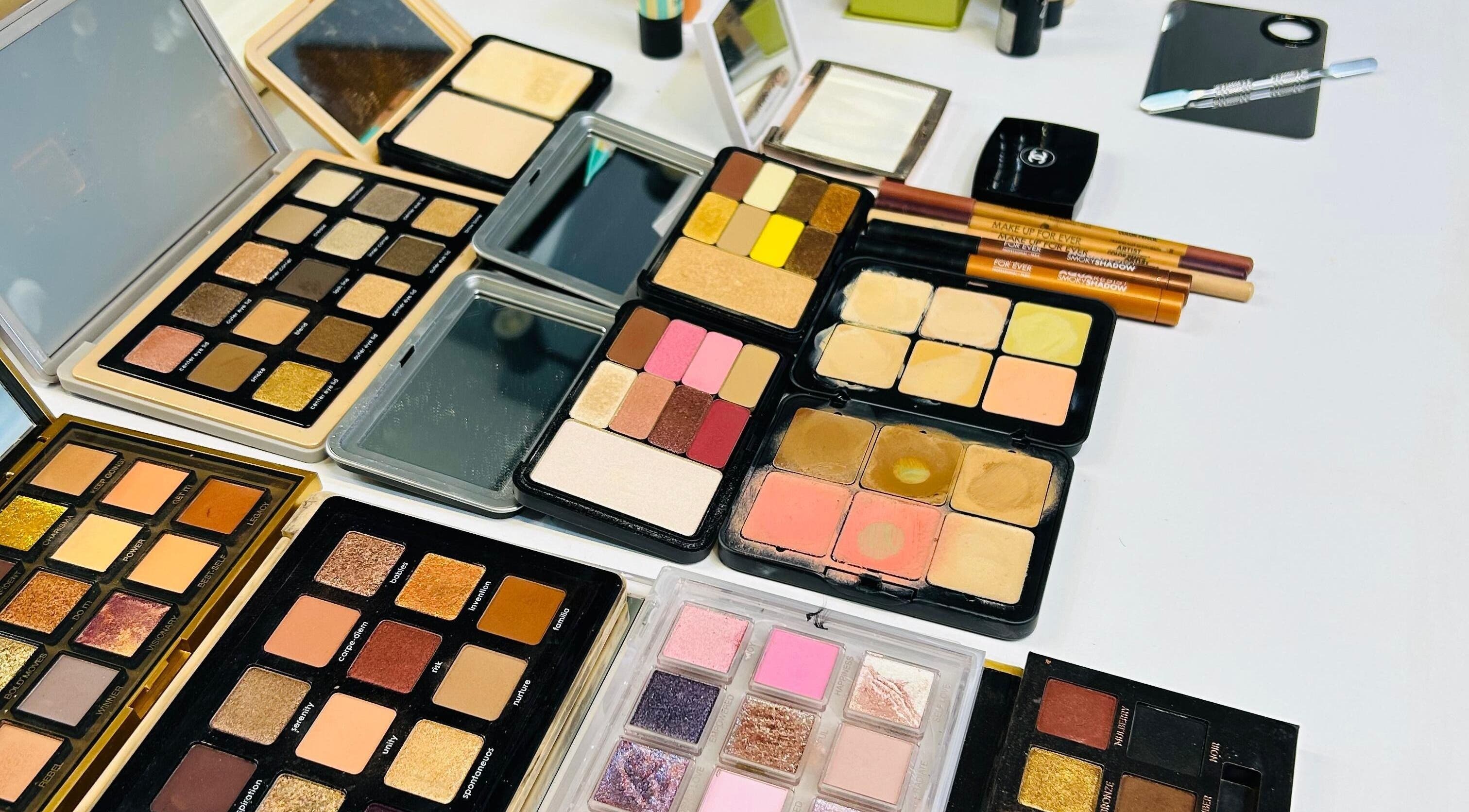 Diverse makeup palettes at diva.beauty.by.reem, Hebron, PS offer a range of vibrant colors for any occasion.